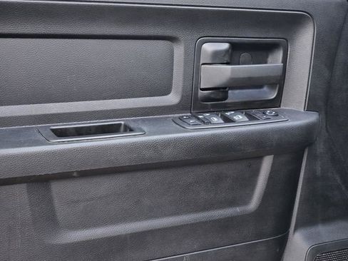 Used 2022 RAM 5500 Tradesman w/ Chrome Appearance Group image 25