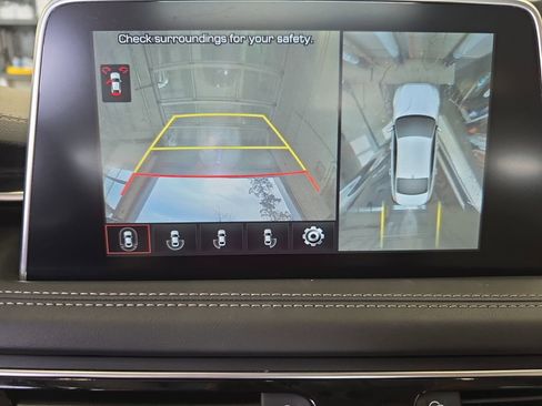 Used 2020 Genesis G70 3.3T w/ Prestige Package image 25