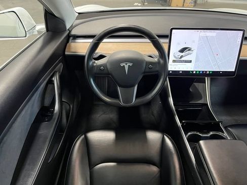 Used 2019 Tesla Model 3 RWD image 18