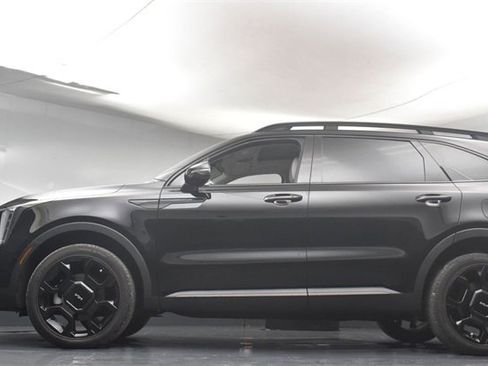 Certified 2024 Kia Sorento X-Line EX image 37