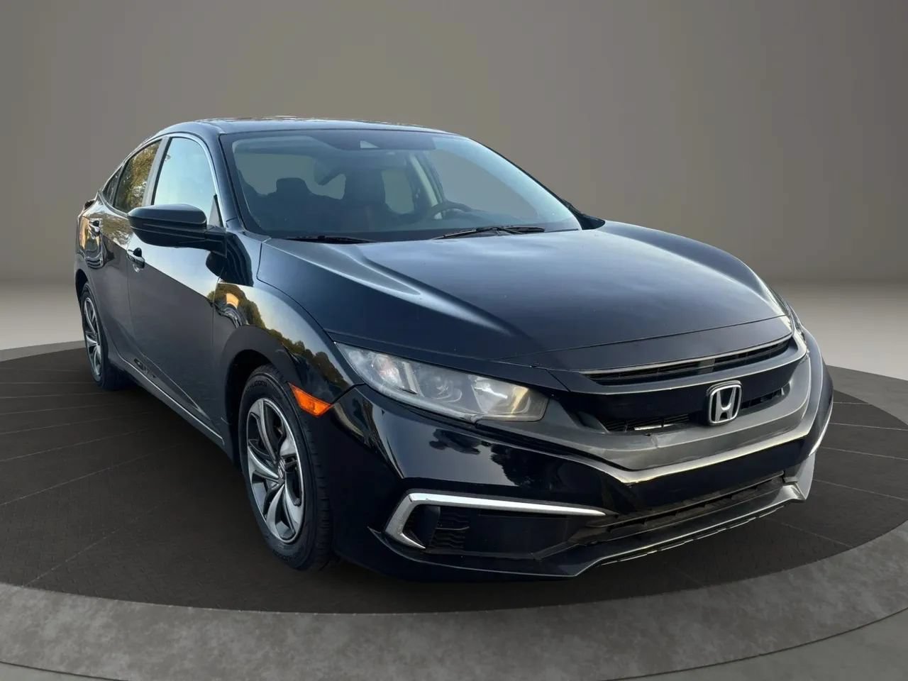 Used 2019 Honda Civic LX image 2