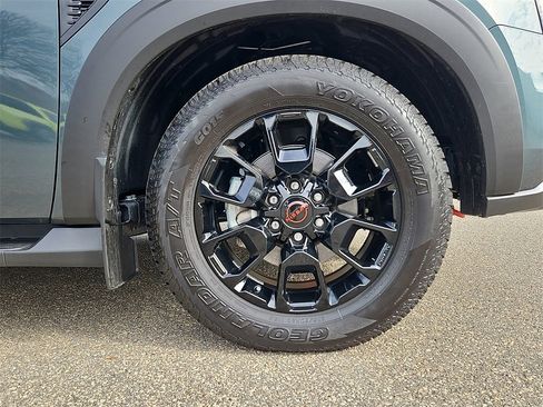 New 2025 Nissan Armada PRO-4X w/ Pro-4X Premium Package image 8