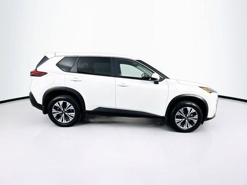 Used 2023 Nissan Rogue SV image 11