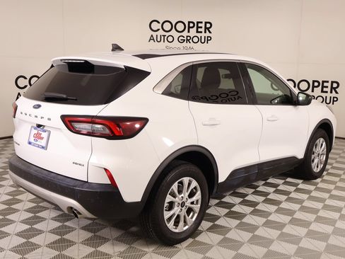 Used 2023 Ford Escape Active AWD/4WD image 17