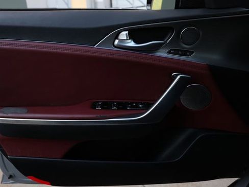 Used 2020 Kia Stinger GT1 image 52