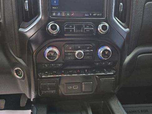 Used 2019 GMC Sierra 1500 AT4 AWD/4WD image 16