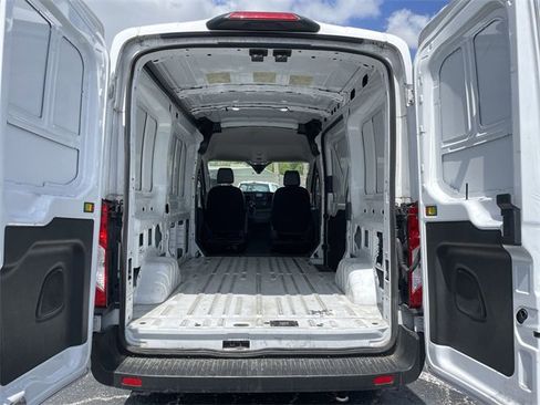 Certified 2023 Ford Transit 250 Medium Roof AWD image 9