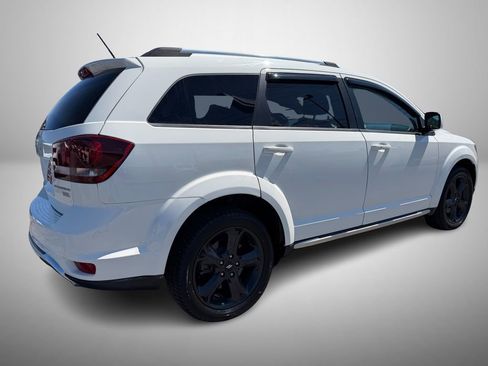 Used 2018 Dodge Journey Crossroad FWD image 3