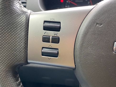 Used 2011 Nissan Frontier SV w/ SV Premium Utility Pkg RWD image 21