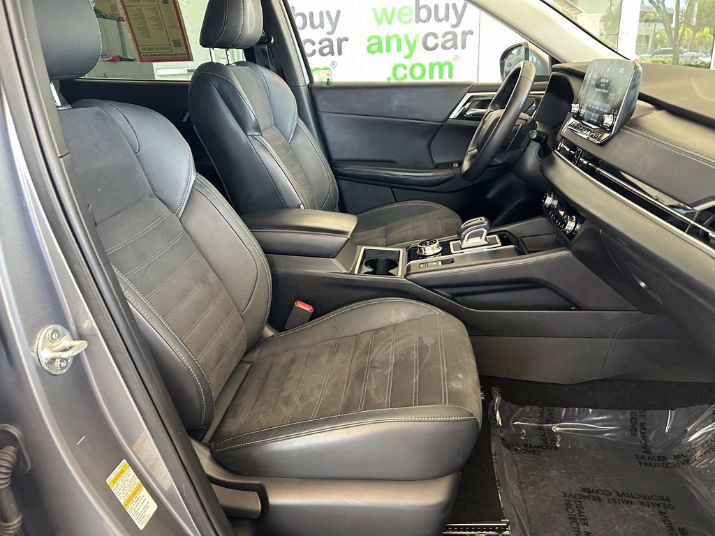 Used 2023 Mitsubishi Outlander SE FWD image 21