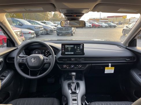 New 2026 Honda HR-V LX image 6