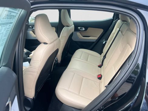 Used 2021 Polestar Polestar 2 AWD/4WD image 11