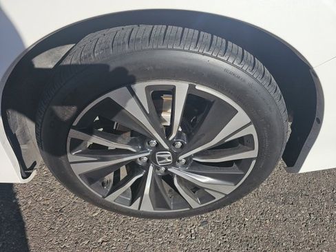 Used 2017 Honda Accord EX-L image 19