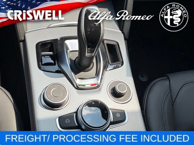 New 2026 Alfa Romeo Stelvio Sprint w/ Convenience Package AWD/4WD image 32