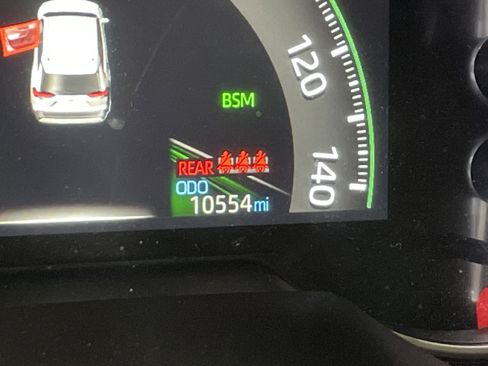 Used 2025 Toyota RAV4 XLE image 22