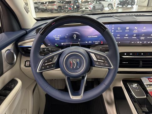 Used 2026 Buick Enclave Avenir AWD/4WD image 17
