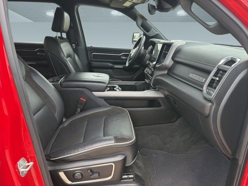 Used 2024 RAM 1500 Laramie RWD image 24