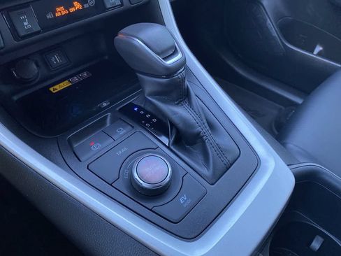 Certified 2025 Toyota RAV4 XSE AWD/4WD image 19