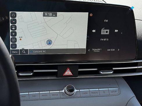 New 2026 Hyundai Elantra Limited FWD image 11