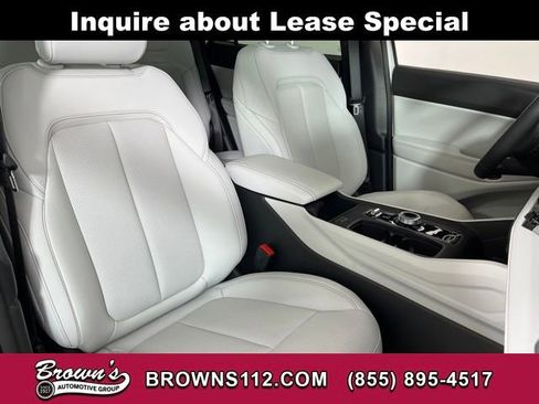 Used 2026 Jeep Cherokee Limited image 44