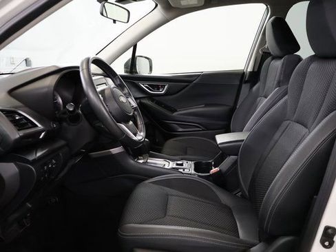 Used 2023 Subaru Forester Premium image 12