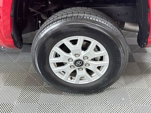 Certified 2025 Toyota Tacoma SR5 image 4