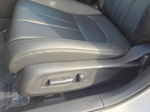 Certified 2025 Acura Integra image 19