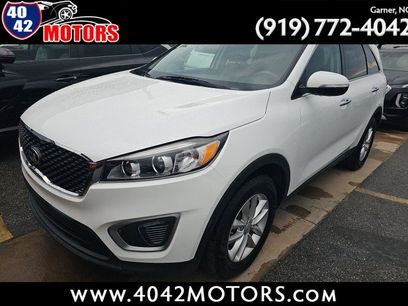 Used 2017 Kia Sorento FWD w/ LX Convenience Package