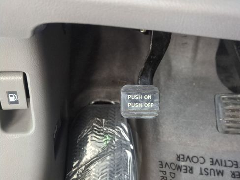 Used 2011 Honda CR-V EX-L image 27