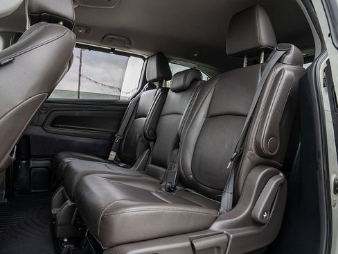 Used 2019 Honda Odyssey Elite image 15
