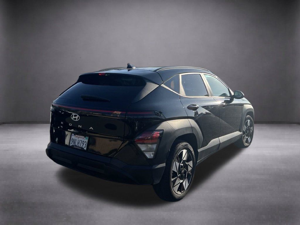 Used 2025 Hyundai Kona SEL FWD image 9