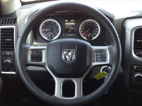 Used 2021 RAM 1500 Classic SLT RWD image 19