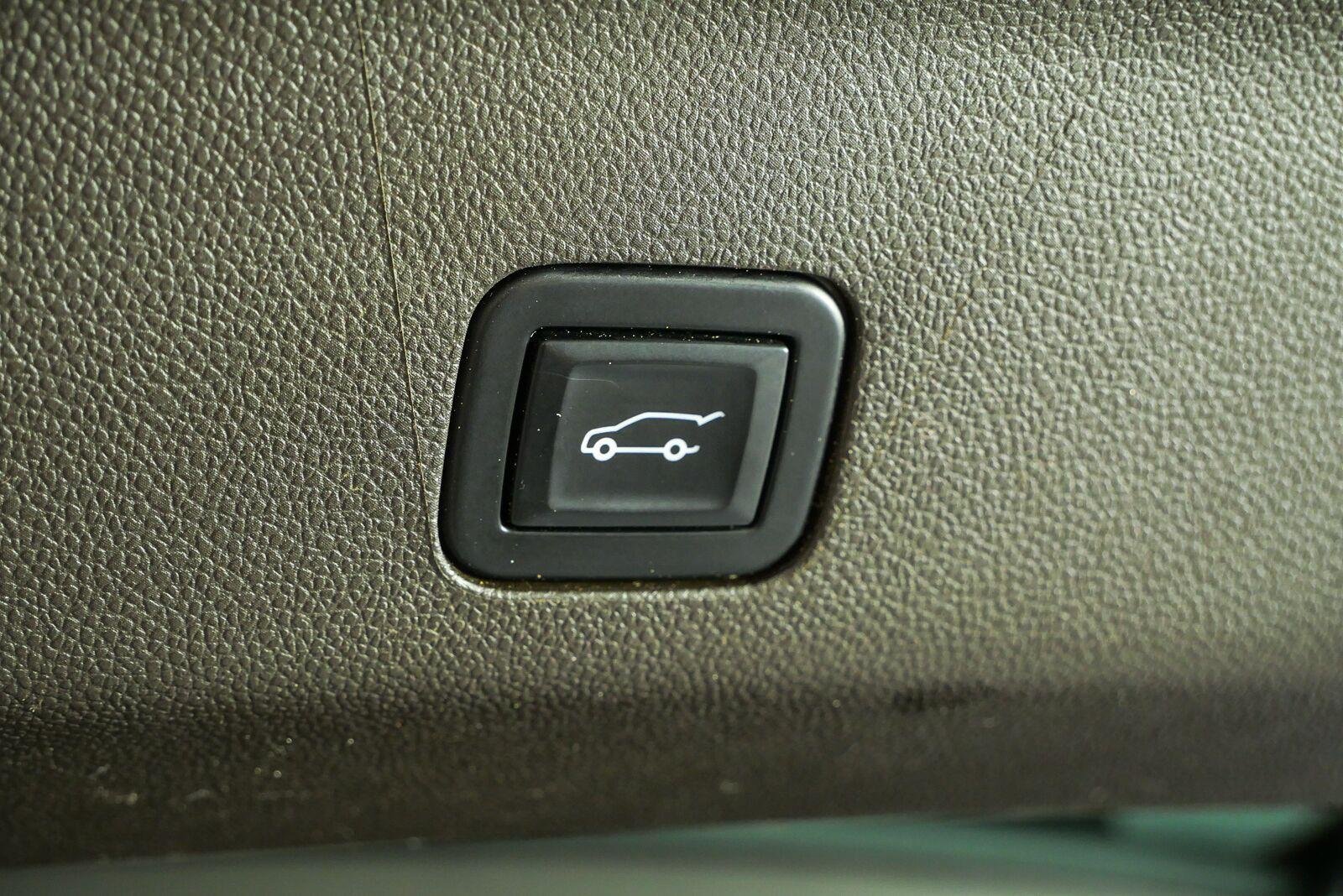 Used 2022 GMC Yukon SLT RWD image 36