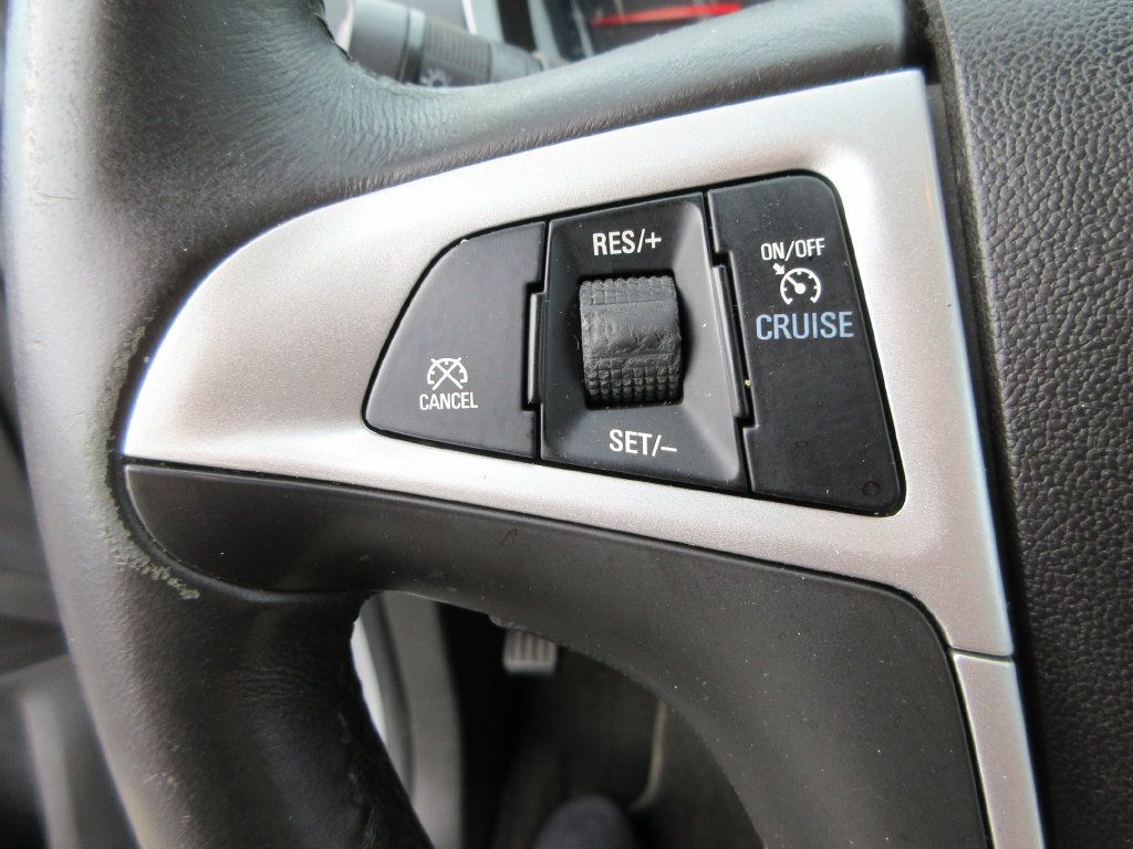 Used 2013 Chevrolet Equinox LT FWD image 25