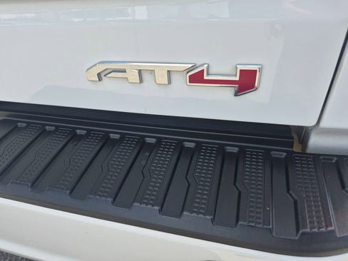 Used 2023 GMC Sierra 1500 AT4 w/ AT4 Premium Package AWD/4WD image 24