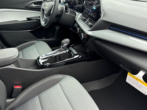 New 2026 Chevrolet Trax LT w/ Driver Confidence Package image 15