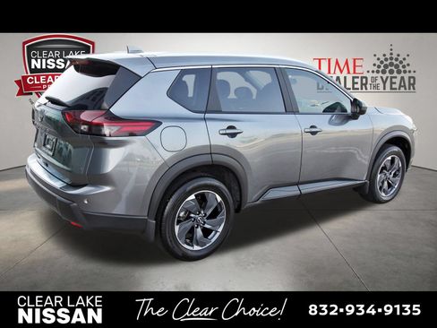 Certified 2026 Nissan Rogue SV w/ SV Premium Package FWD image 7