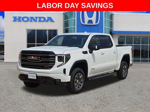 Used 2025 GMC Sierra 1500 AT4 AWD/4WD image 7