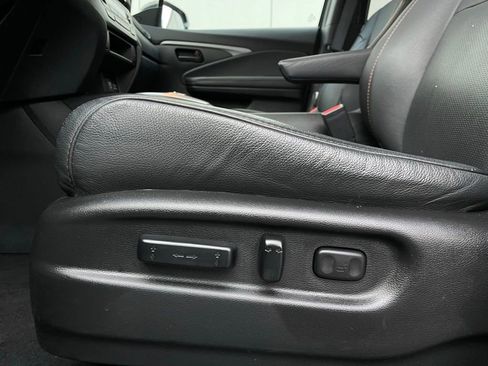 Certified 2022 Honda Passport TrailSport image 25