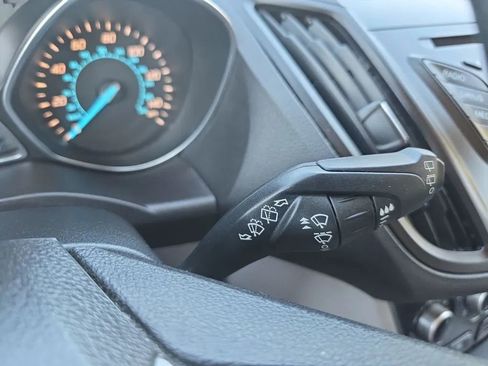 Used 2016 Ford Escape SE image 21