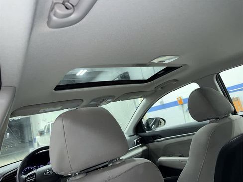 Used 2020 Hyundai Elantra Value Edition image 23