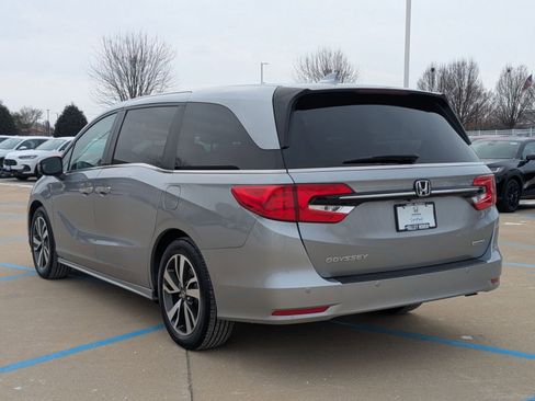 Certified 2023 Honda Odyssey Touring image 8