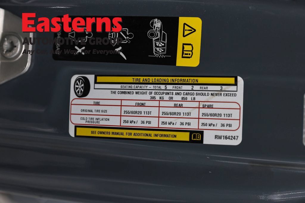 Used 2024 Jeep Wrangler Unlimited w/ Convenience Group AWD/4WD image 37