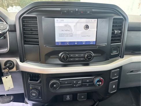 Used 2021 Ford F150 XL image 28