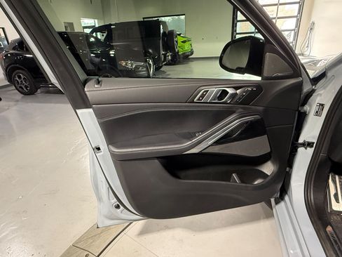 Used 2024 BMW X6 xDrive40i w/ Premium Package AWD/4WD image 10