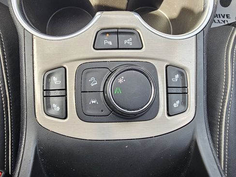 Used 2018 GMC Terrain Denali w/ Advanced Safety Package FWD image 30