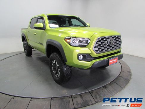 Used 2023 Toyota Tacoma TRD Off-Road w/ Black Out Package (TMS) AWD/4WD image 1