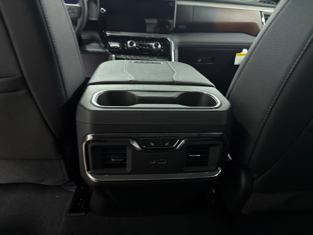New 2026 GMC Sierra 2500 Denali AWD/4WD image 16
