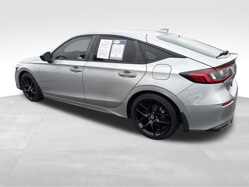 Used 2023 Honda Civic Sport image 3