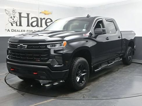 Used 2024 Chevrolet Silverado 1500 LT Trail Boss w/ Convenience Package II AWD/4WD image 33